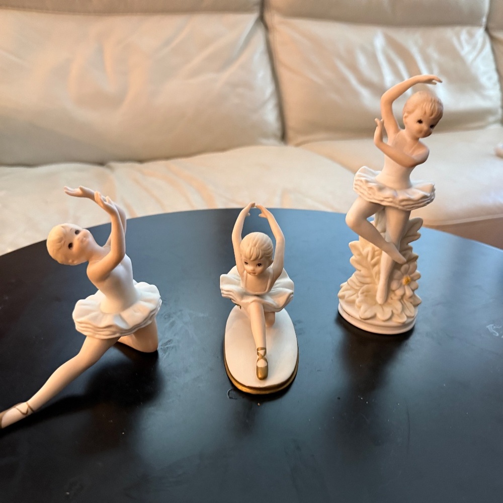 Vintage Three Ballerina's